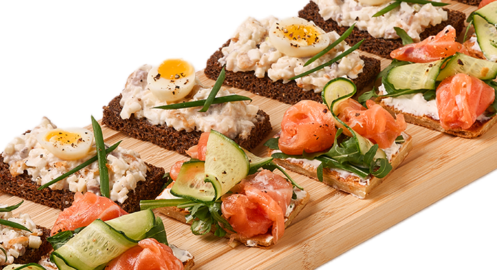 Брускетты "Тунец" и "Лосось - крем чиз"