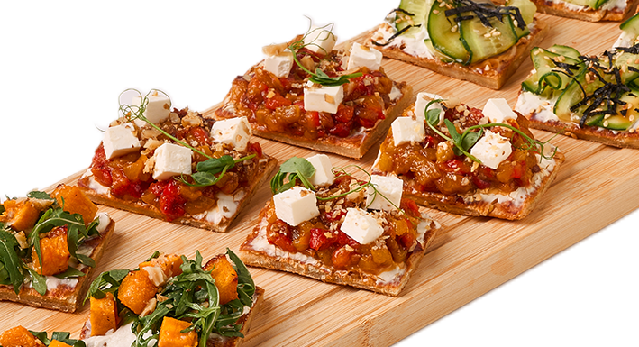 Брускетты на круассане "Тыква", "Огурец - нори" и "Печеный перец"