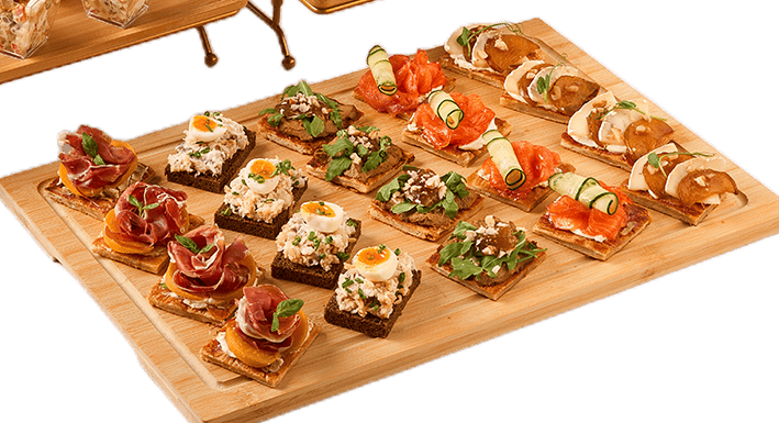 Фуршетный набор “Ход Королевы “ ( 8-12 человек )